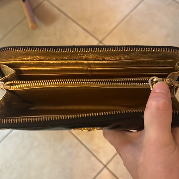 Prada Patent Leather Zip Wallet - Picture 7 of 8